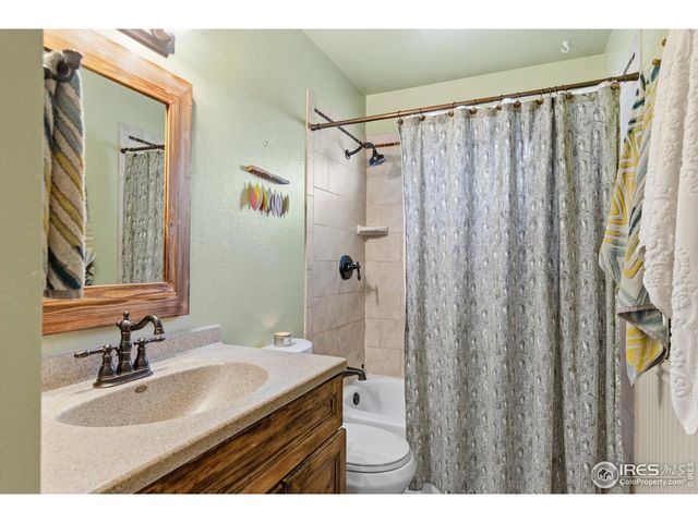 216 Gary Dr, Fort Collins, CO 80525