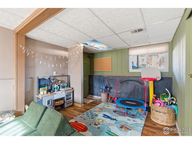 216 Gary Dr, Fort Collins, CO 80525