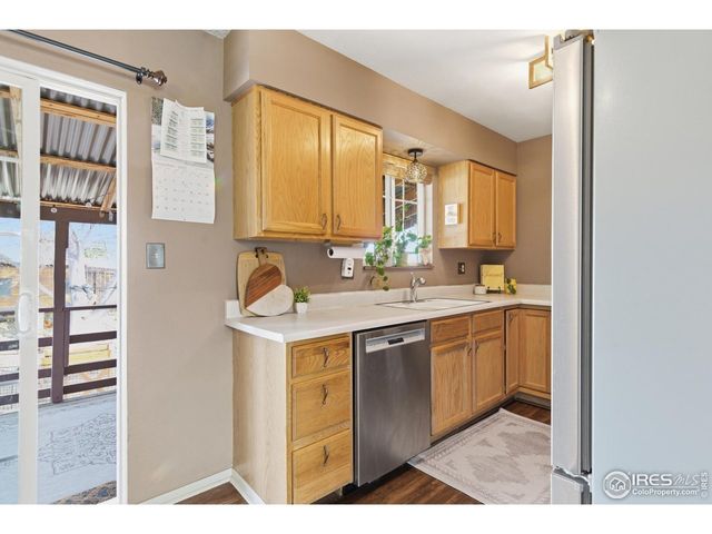 216 Gary Dr, Fort Collins, CO 80525