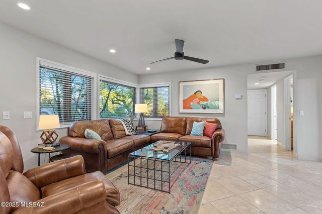 5481 N Paseo Pescado, Tucson, AZ 85718