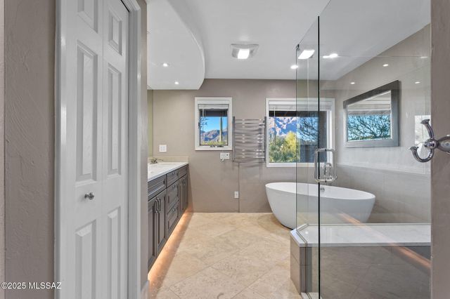 5481 N Paseo Pescado, Tucson, AZ 85718