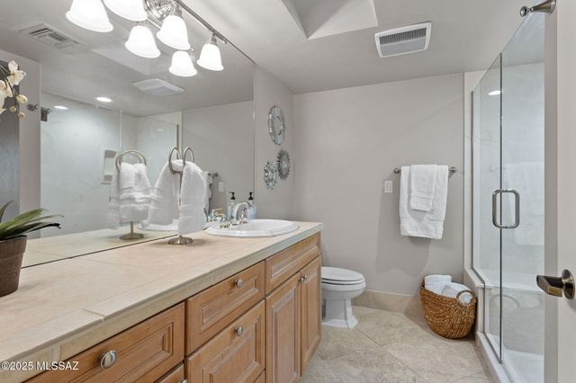 5481 N Paseo Pescado, Tucson, AZ 85718