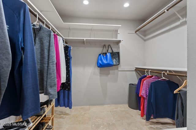 5481 N Paseo Pescado, Tucson, AZ 85718