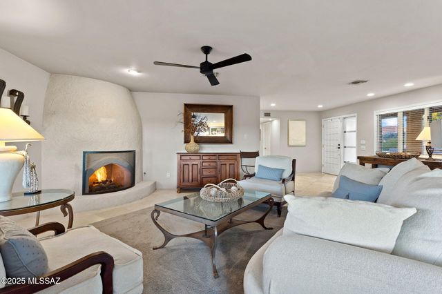 5481 N Paseo Pescado, Tucson, AZ 85718