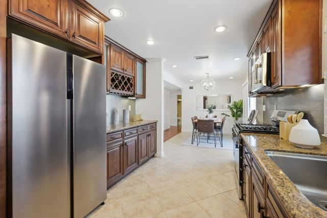 1568 Calle Santiago, Pleasanton, CA 94566