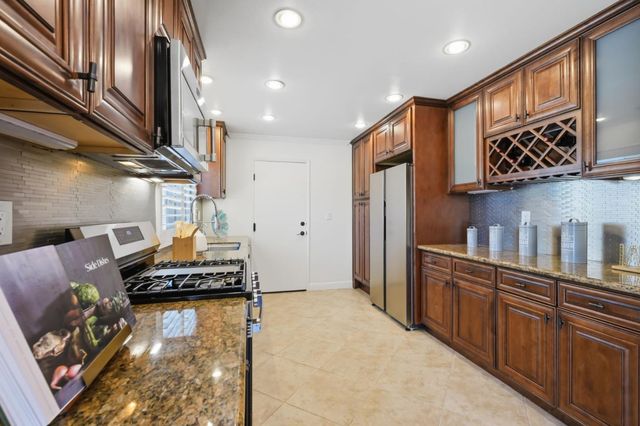 1568 Calle Santiago, Pleasanton, CA 94566