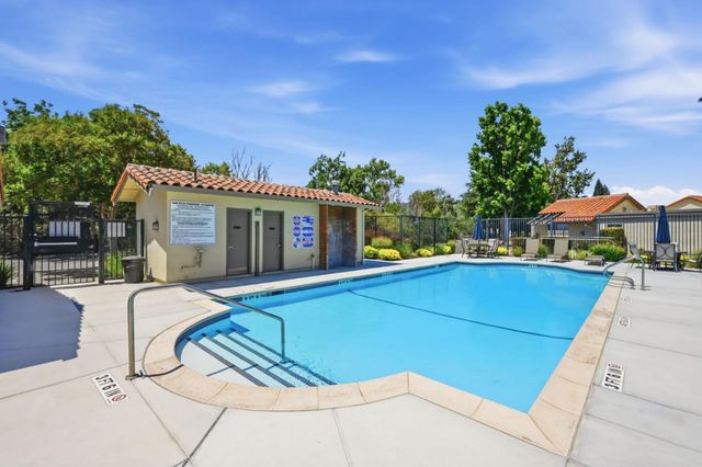 1568 Calle Santiago, Pleasanton, CA 94566