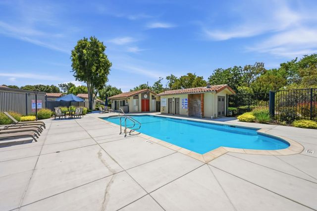 1568 Calle Santiago, Pleasanton, CA 94566