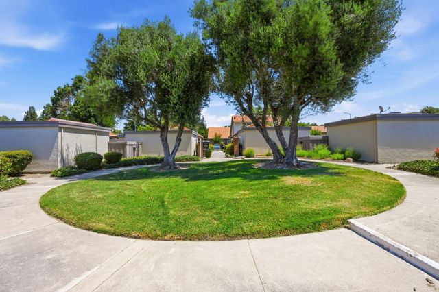 1568 Calle Santiago, Pleasanton, CA 94566