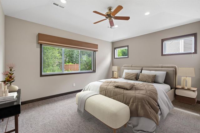 20582 Kaiser Way, Lakeville, MN 55044