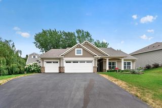 20582 Kaiser Way, Lakeville, MN 55044