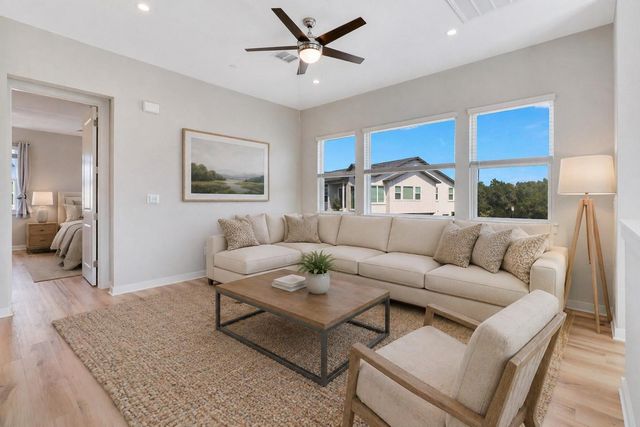 12001 Vista Parke DR 1206, Austin, TX 78726