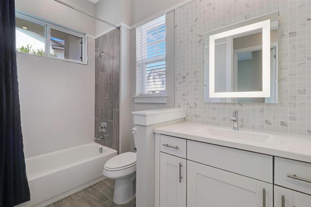 12001 Vista Parke DR 1206, Austin, TX 78726