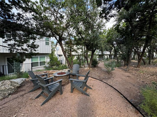 12001 Vista Parke DR 1206, Austin, TX 78726