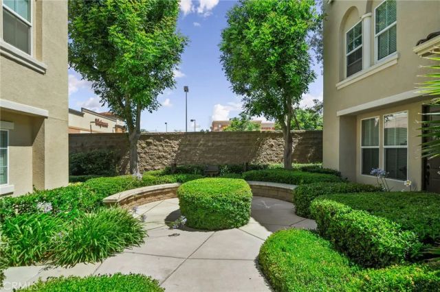 6256 Camposa Lane, Eastvale, CA 91752