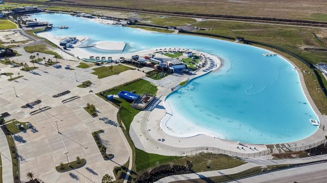 3017 Broadhaven Drive, Texas City, TX 77568