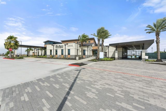 3017 Broadhaven Drive, Texas City, TX 77568