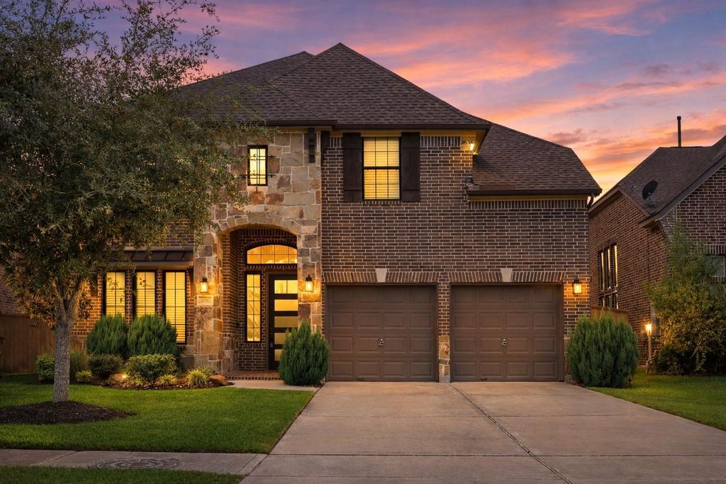 3017 Broadhaven Drive, Texas City, TX 77568