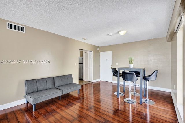 3716 NE 168th St 301, North Miami Beach, FL 33160