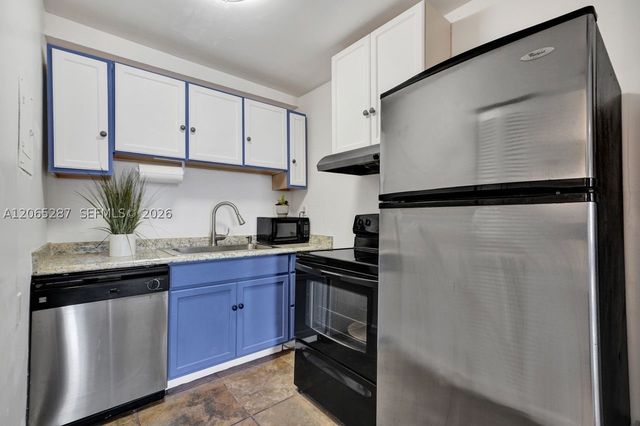 3716 NE 168th St 301, North Miami Beach, FL 33160