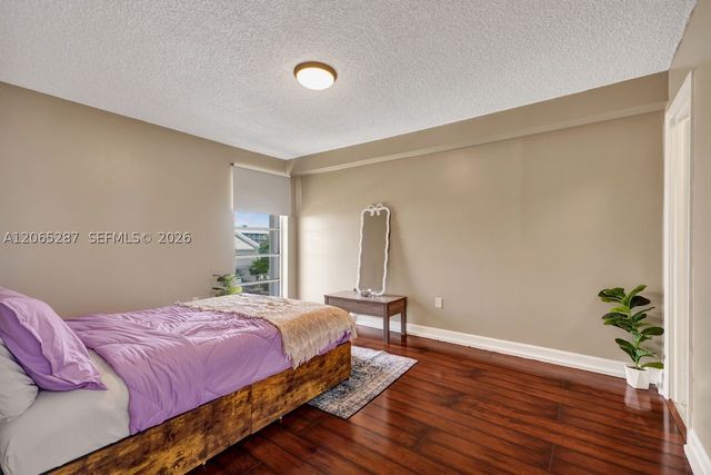 3716 NE 168th St 301, North Miami Beach, FL 33160