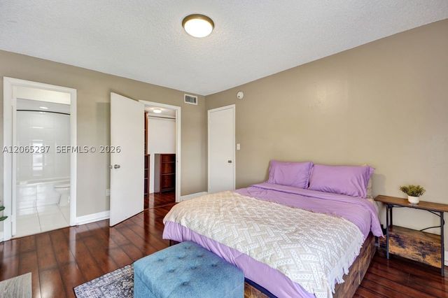 3716 NE 168th St 301, North Miami Beach, FL 33160