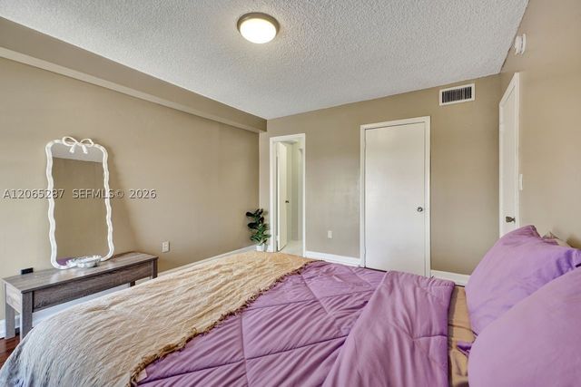 3716 NE 168th St 301, North Miami Beach, FL 33160