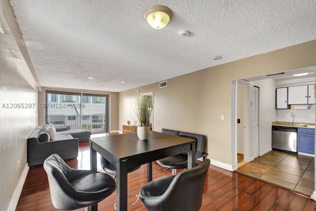 3716 NE 168th St 301, North Miami Beach, FL 33160
