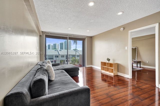 3716 NE 168th St 301, North Miami Beach, FL 33160