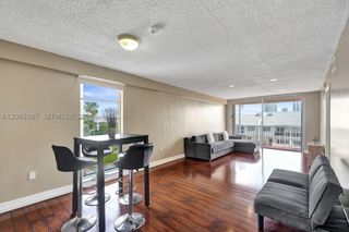 3716 NE 168th St 301, North Miami Beach, FL 33160