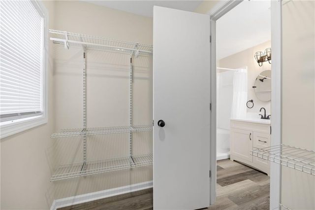 3419 S 30th Street, St Joseph, MO 64503