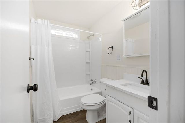 3419 S 30th Street, St Joseph, MO 64503