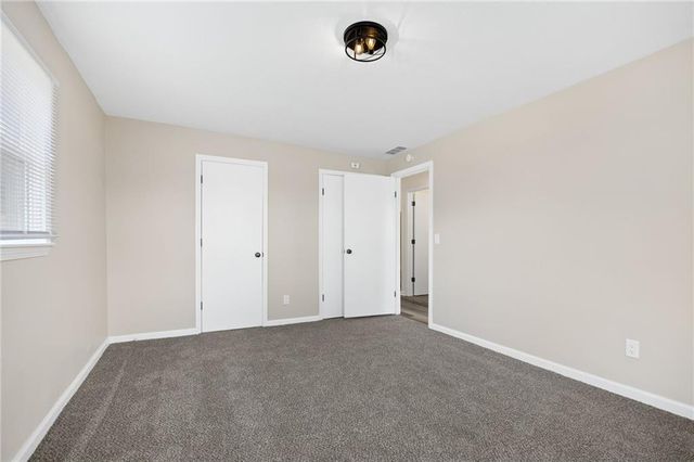 3419 S 30th Street, St Joseph, MO 64503