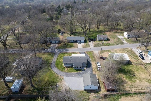 3419 S 30th Street, St Joseph, MO 64503