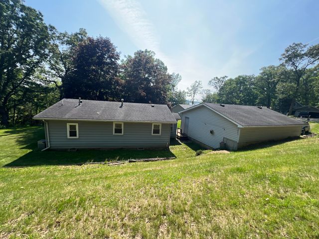 919 Nature Lane, Montgomery, MI 49255