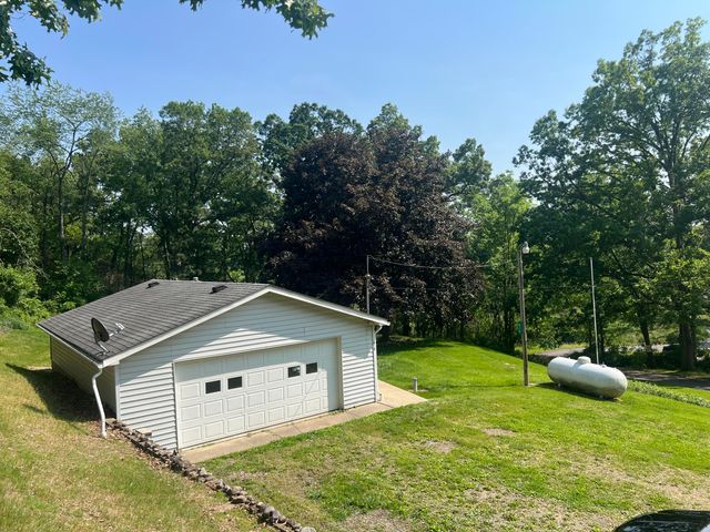 919 Nature Lane, Montgomery, MI 49255