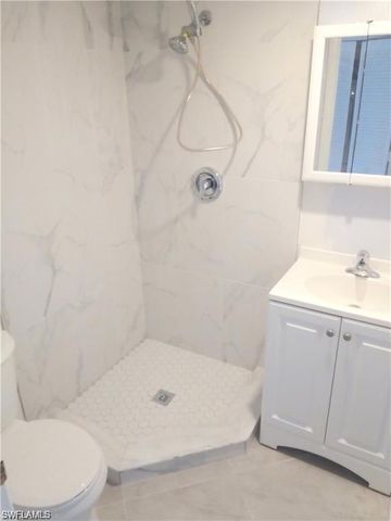 1480 Green Valley CIR 204, Naples, FL 34104