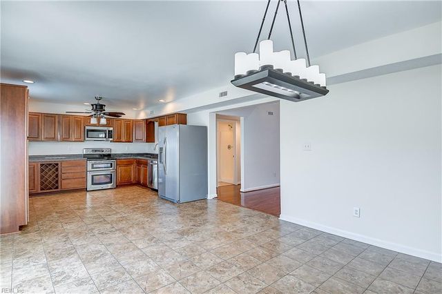 1102 Tall Oak DR, Virginia Beach, VA 23462