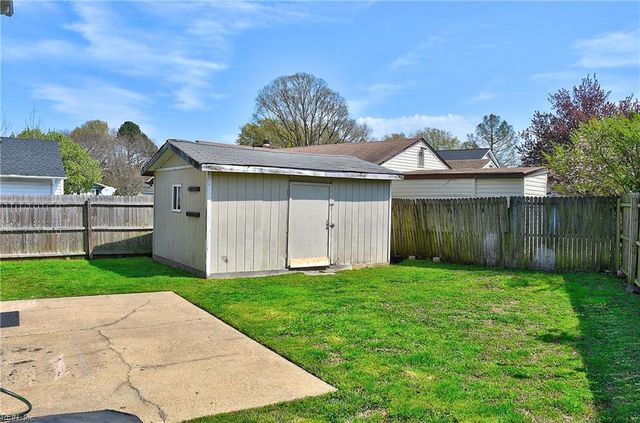 1102 Tall Oak DR, Virginia Beach, VA 23462