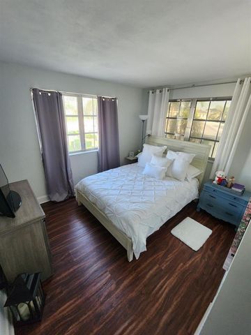 1821 NE 62nd Street 431, Fort Lauderdale, FL 33308