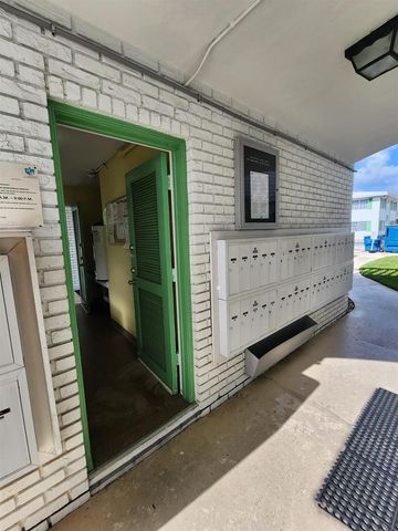 1821 NE 62nd Street 431, Fort Lauderdale, FL 33308