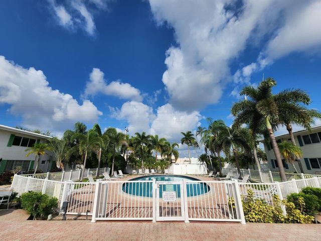 1821 NE 62nd Street 431, Fort Lauderdale, FL 33308