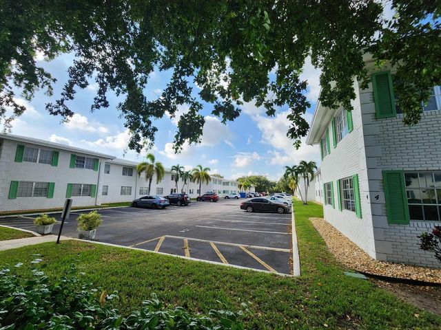 1821 NE 62nd Street 431, Fort Lauderdale, FL 33308