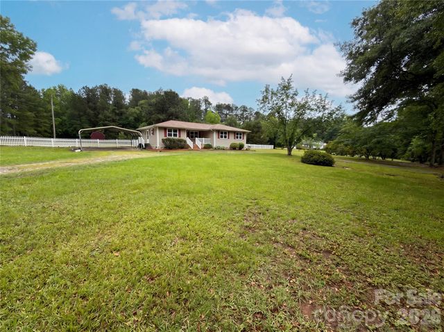 565 Rutledge Drive, Catawba, SC 29704