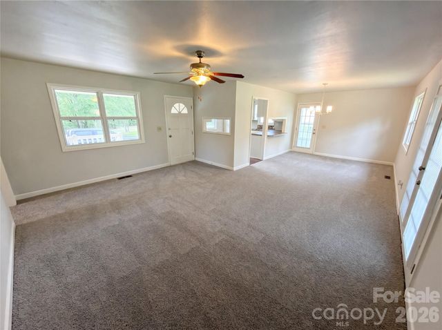 565 Rutledge Drive, Catawba, SC 29704