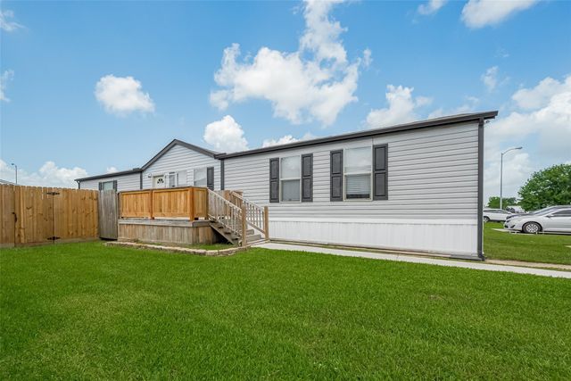 114 Oak Park Drive, Manvel, TX 77578