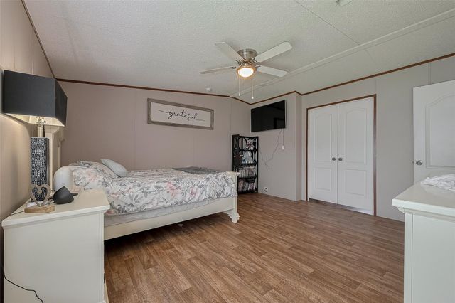114 Oak Park Drive, Manvel, TX 77578
