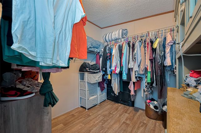 114 Oak Park Drive, Manvel, TX 77578