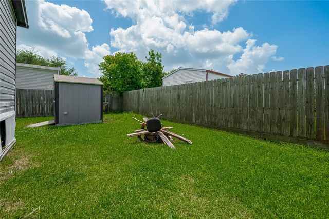 114 Oak Park Drive, Manvel, TX 77578