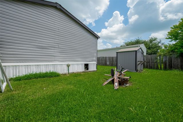 114 Oak Park Drive, Manvel, TX 77578